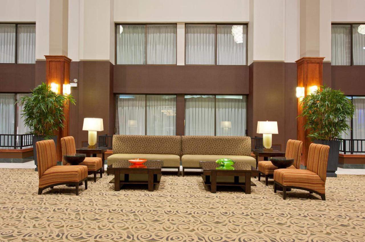 Holiday Inn Itasca - Woodfield Area Екстер'єр фото