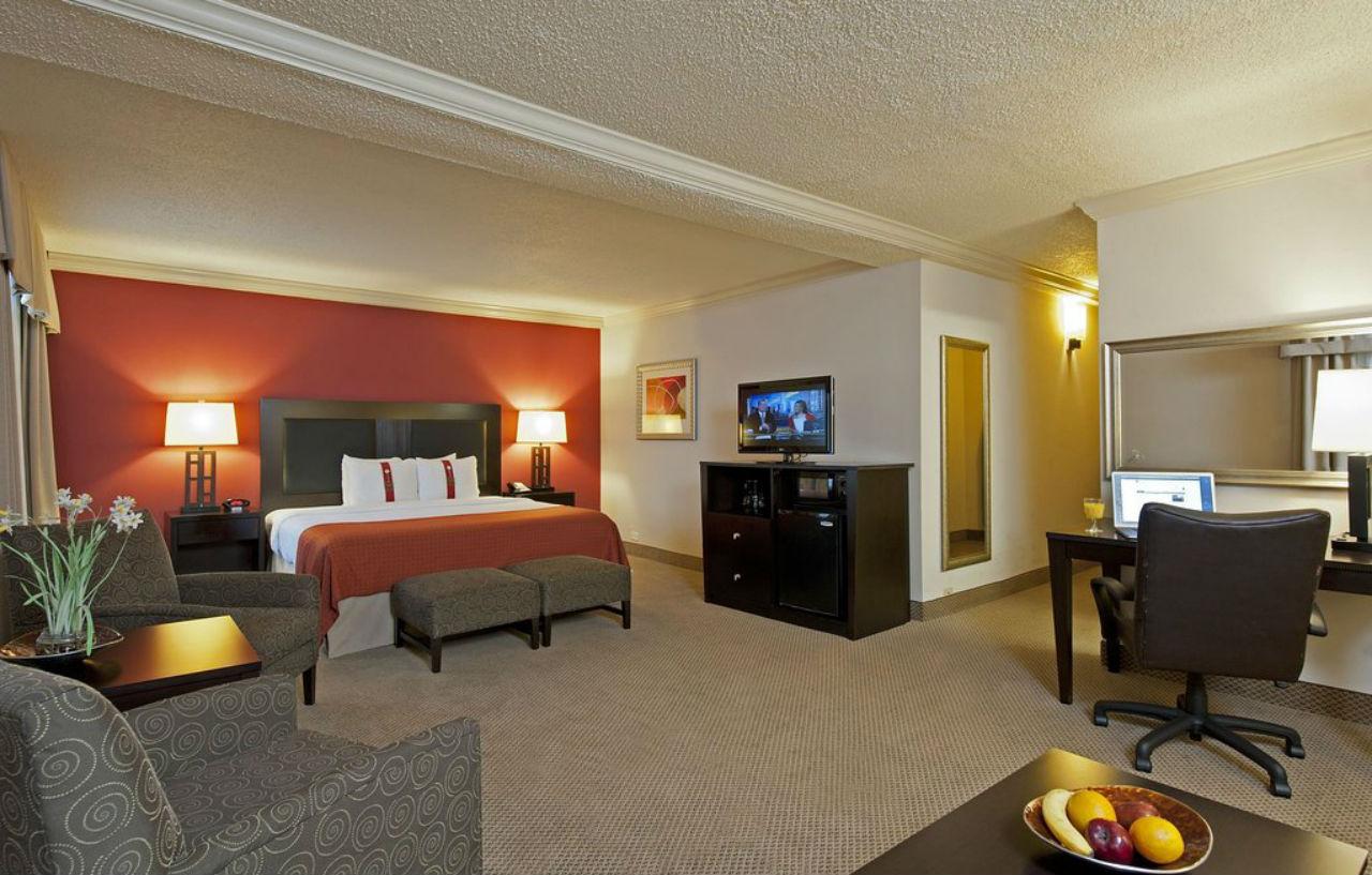 Holiday Inn Itasca - Woodfield Area Екстер'єр фото